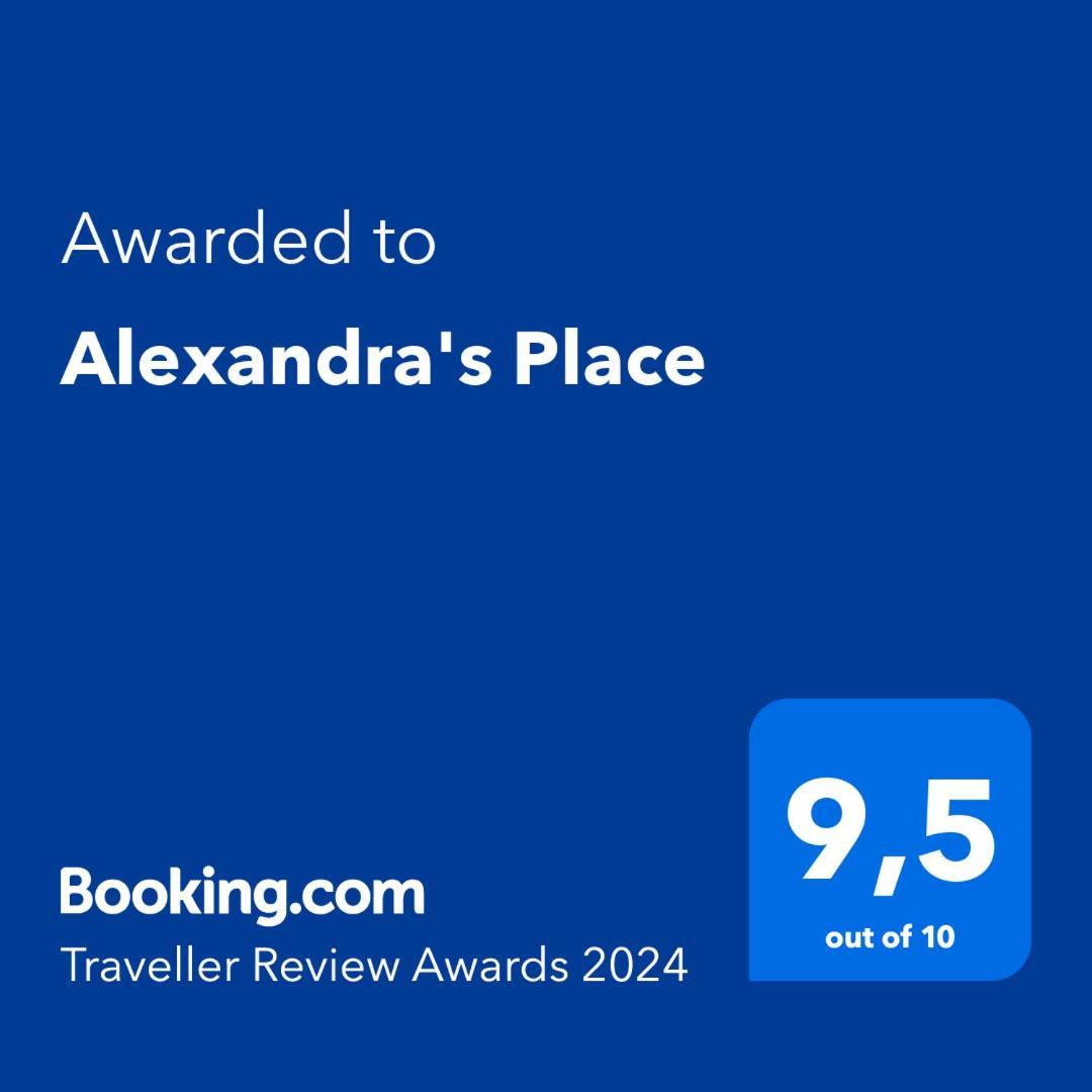 Alexandra'S Place Galatas  Luaran gambar